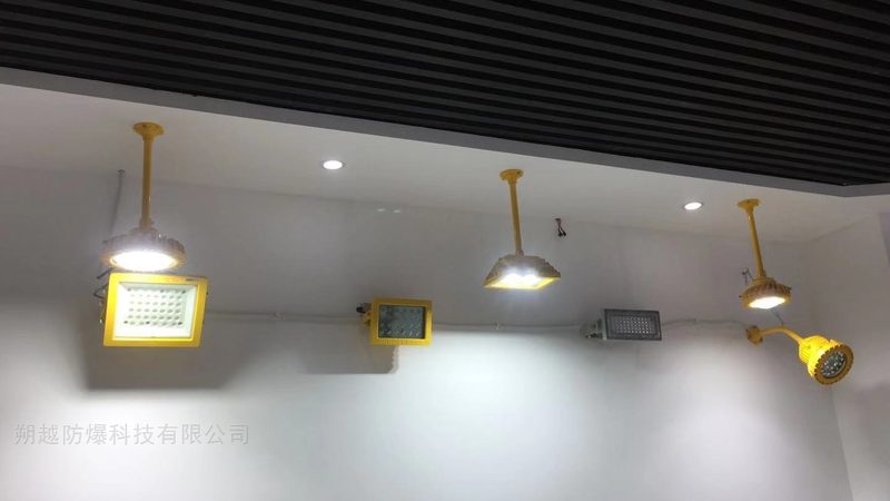 成都单臂路灯批发价格，揭秘灯具选购的关键要素